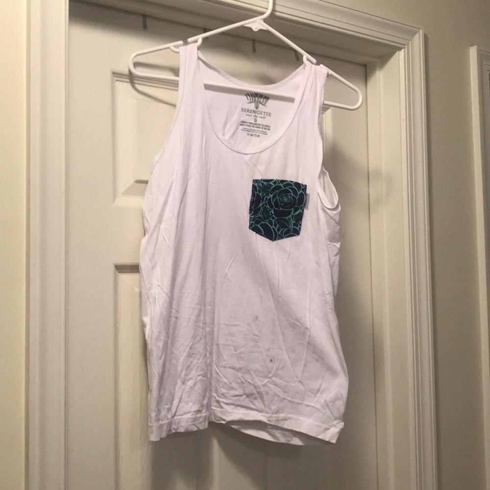 serengetee tank top